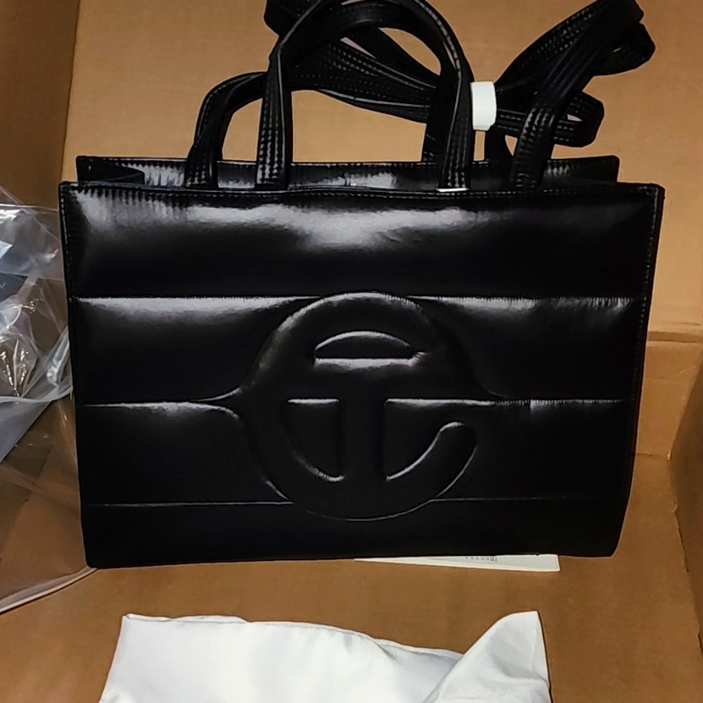 TELFAR MEDIUM PUFF SHOPPER